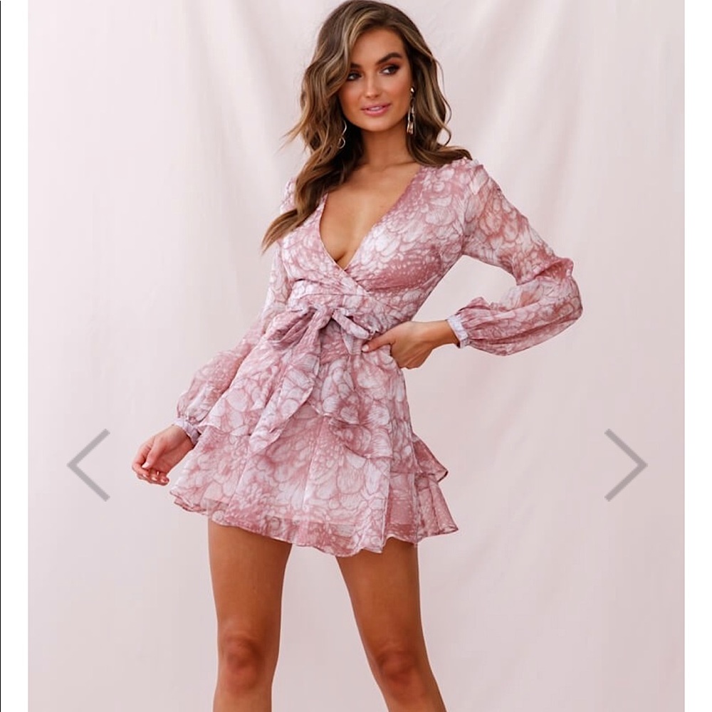 Selfie Leslie Sleeve Dress